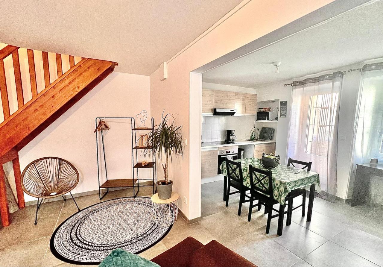 Villa 2 Chambres Proche D'Un Lac Ruelle-sur-Touvre 外观 照片
